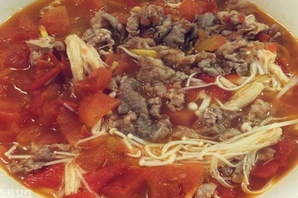 番茄肥牛金针菇的做法 教你怎么做出最好吃的下饭菜