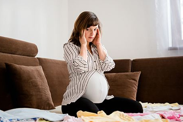 怀孕肚子变黑怎么回事 体内激素变化