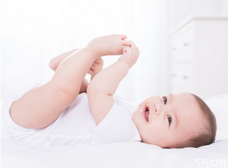 婴儿鹅口疮有什么症状 如何预防宝宝鹅口疮