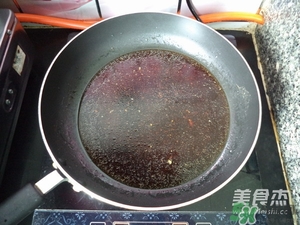 肉丸子可以用面粉吗？肉丸子用什么粉？