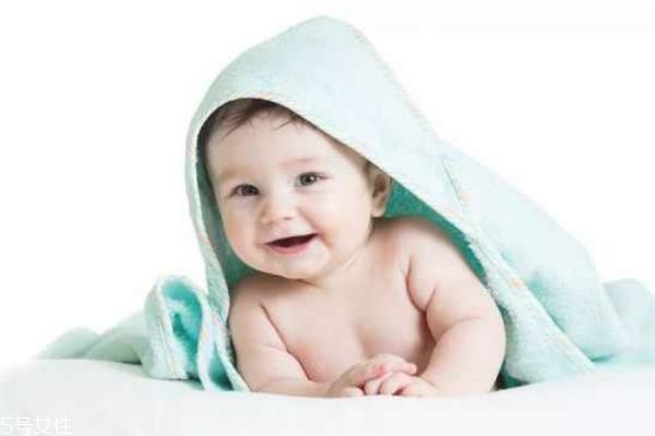宝宝流口水是缺什么吗 大多都是生理性原因