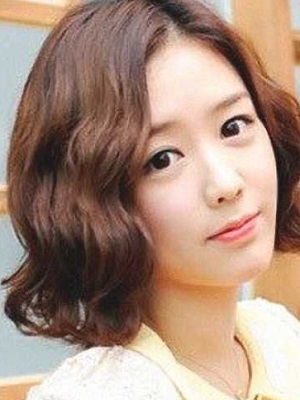 2022最新的韩式短发烫发发型图片  凸显韩剧女主范