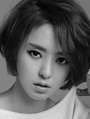 2022最新的韩式短发烫发发型图片  凸显韩剧女主范