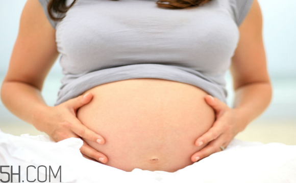 怀孕六个月胎动多少是正常？胎动异常暗示了什么？