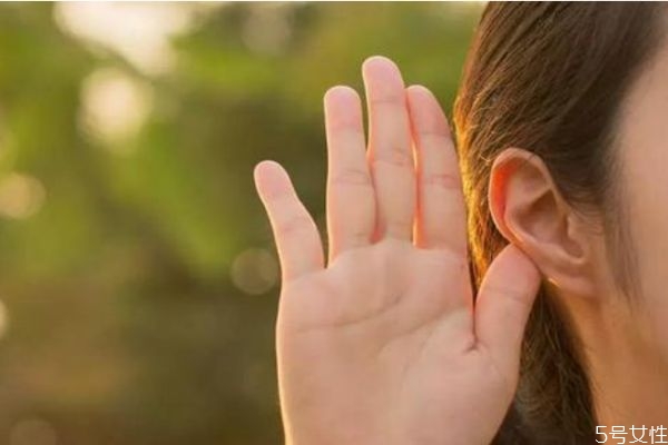 用什么挖耳屎最好 经常掏耳朵有什么危害
