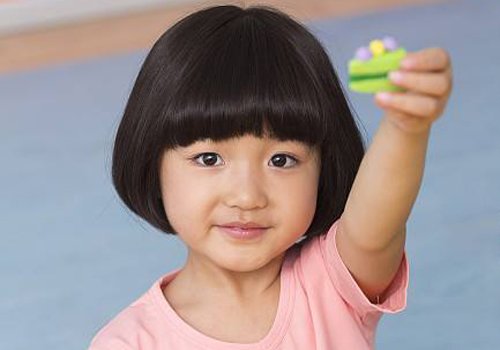 不乱讲三岁宝宝理头发短发最好看 剪儿童发型诀窍就是这么简单