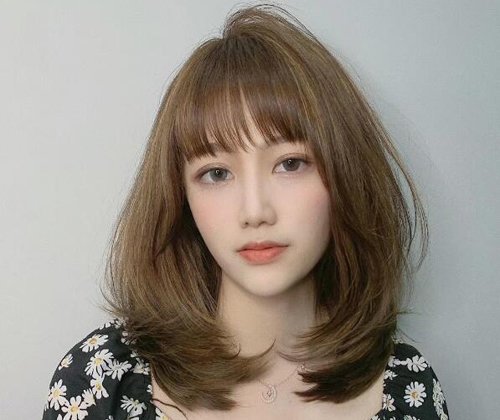 韩国女士长款面包烫头型全新上线 适合35岁女性的烫发选择