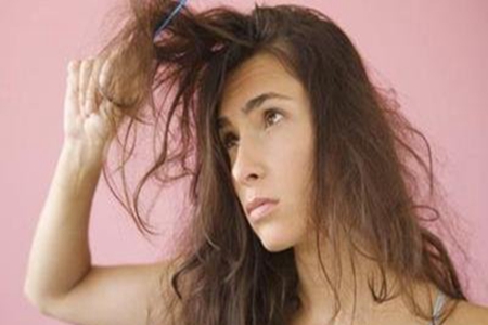 脱发的原因有哪些，远离八个坏习惯护理好秀发