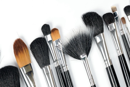 底妆工具的使用方法，正确挑选找到合适产品