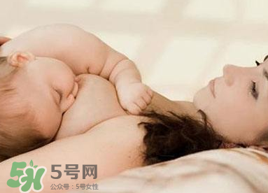 哺乳期来例假奶水会变少吗？哺乳期来月经奶水减少怎么办？