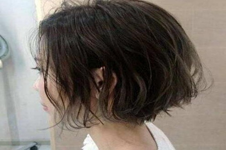 波波头短发发型，这4款夏季很流行的波波头短发