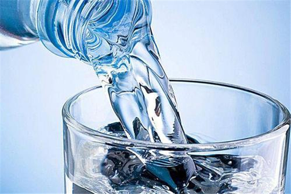 纯净水会导致骨质疏松 纯净水对人体的危害