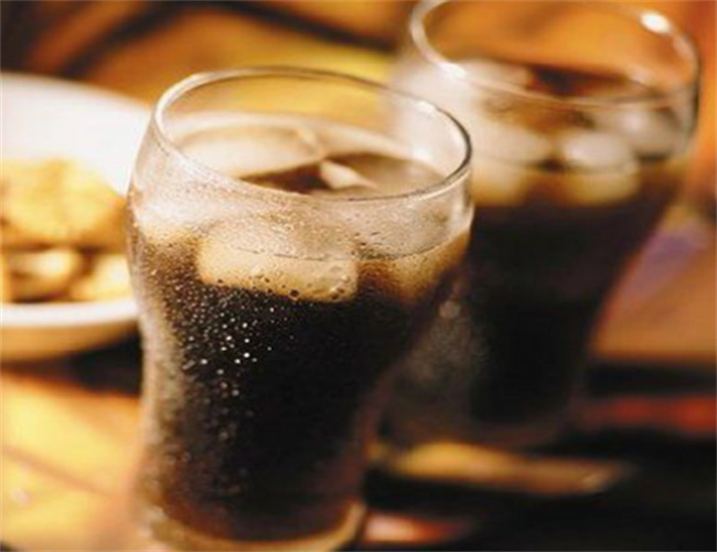 碳酸饮料有哪些种类 碳酸饮料具体指的是什么 