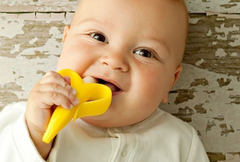 宝宝磨牙怎样治疗最好需要补充哪些营养