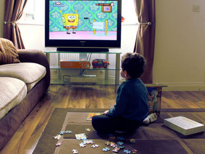 孩子多大可以看电视最佳时间是多少