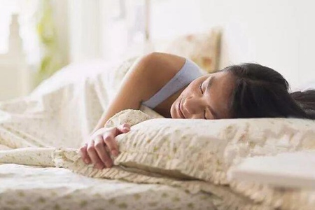 减肥期间为什么睡不着？这四个睡眠方法可以轻松变瘦