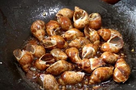 海螺怎么吃煮多久，正宗爆炒海螺的做法窍门
