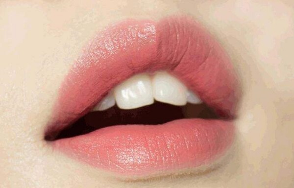 唇色深的人适合什么颜色的口红 唇色深推荐的口红颜色