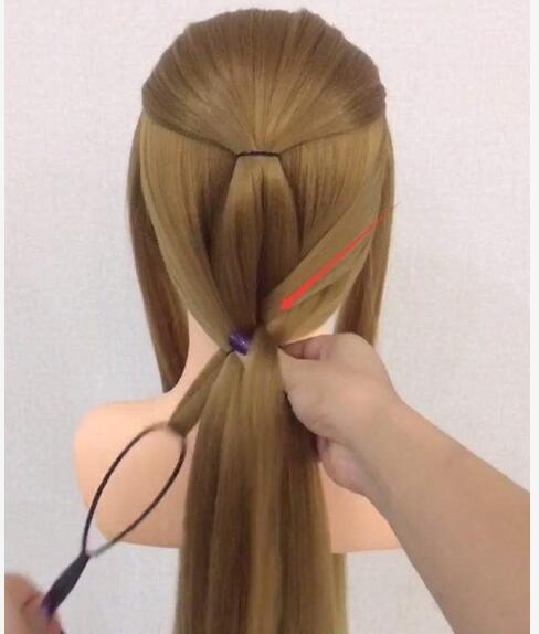 扎头发好简单  扎头发的方法图解步骤