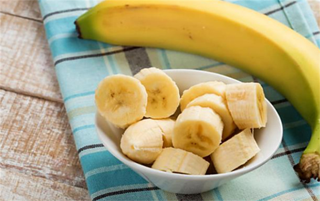 ​香蕉减肥的正确方法，吃三天香蕉能瘦多少 