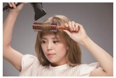 2024年流行什么刘海  教你怎么剪刘海发型