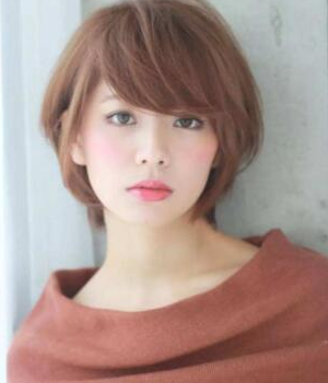 最新日式甜美短发发型  时尚减龄更百搭