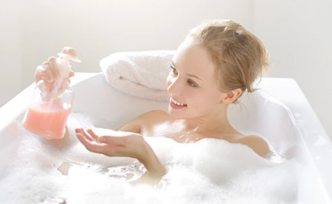 频繁洗澡会给身体埋下皮肤癌隐患吗 