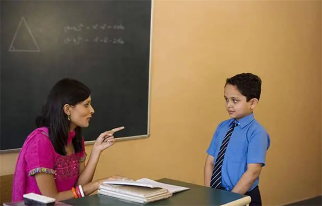 孩子和老师发生矛盾家长应该怎么办 