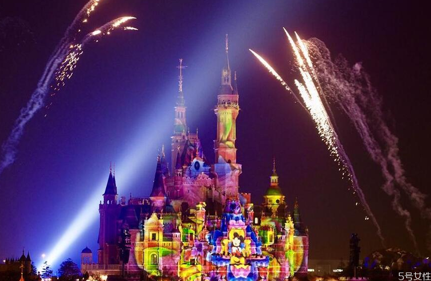 上海迪士尼乐园游玩项目 上海迪士尼必玩七大项