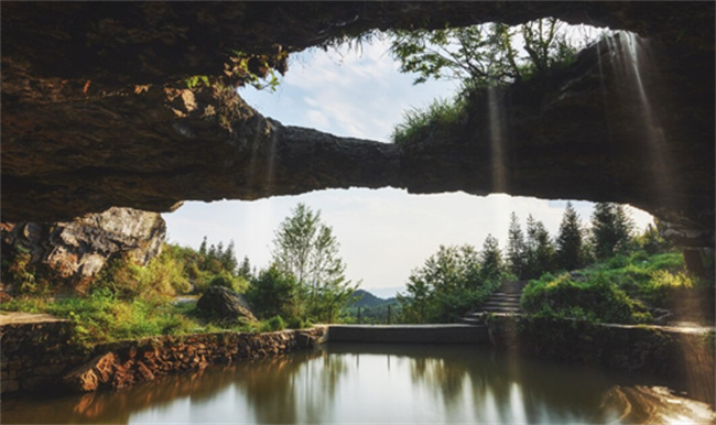 庐山东林寺离庐山景区有多远，庐山东林寺有哪些好玩的地方 