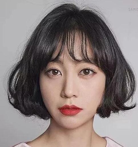 韩式发型女中短发烫,让你眼前一亮的韩式发型